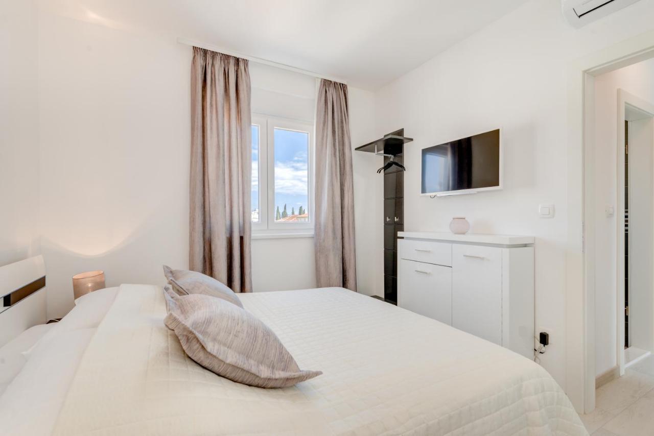 Modern 4* Luxury Apartment In Center Trogir Zewnętrze zdjęcie