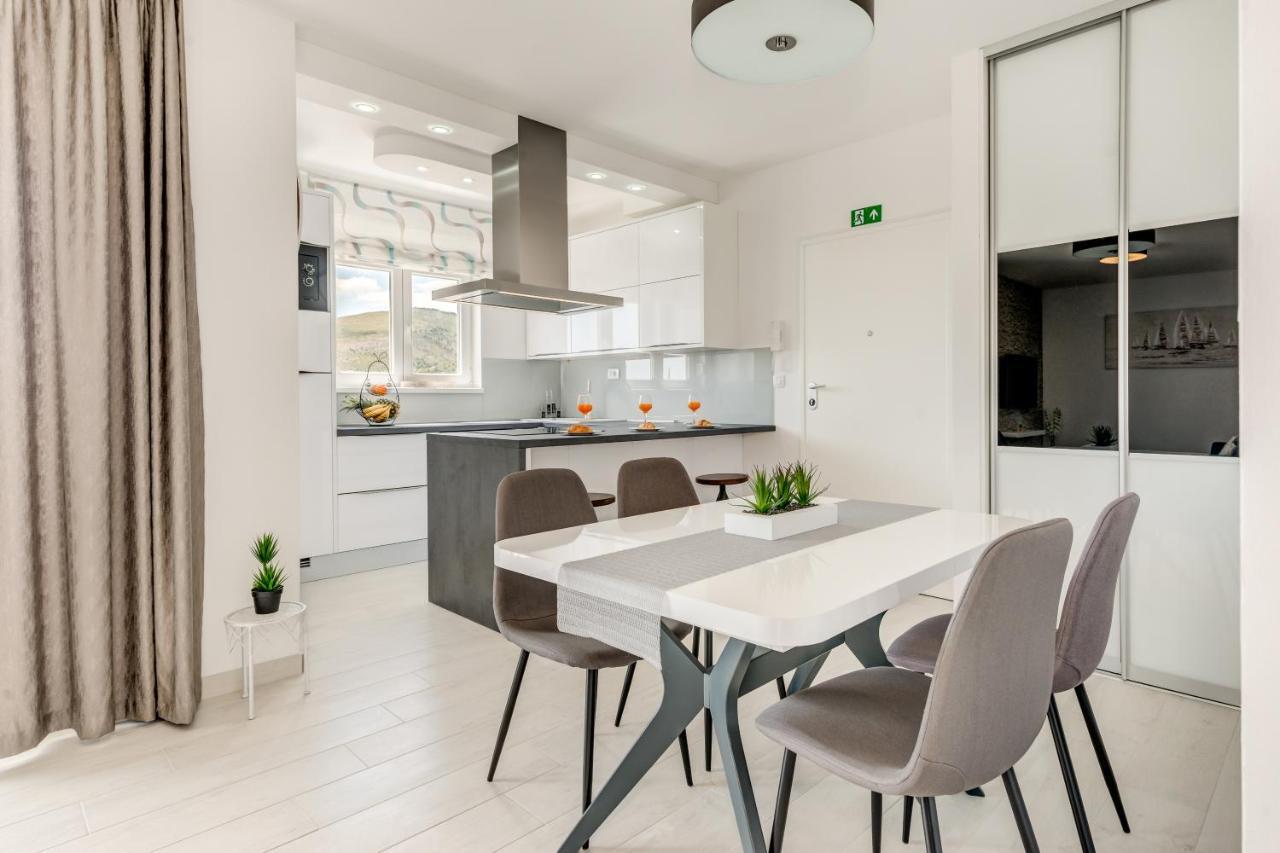 Modern 4* Luxury Apartment In Center Trogir Zewnętrze zdjęcie